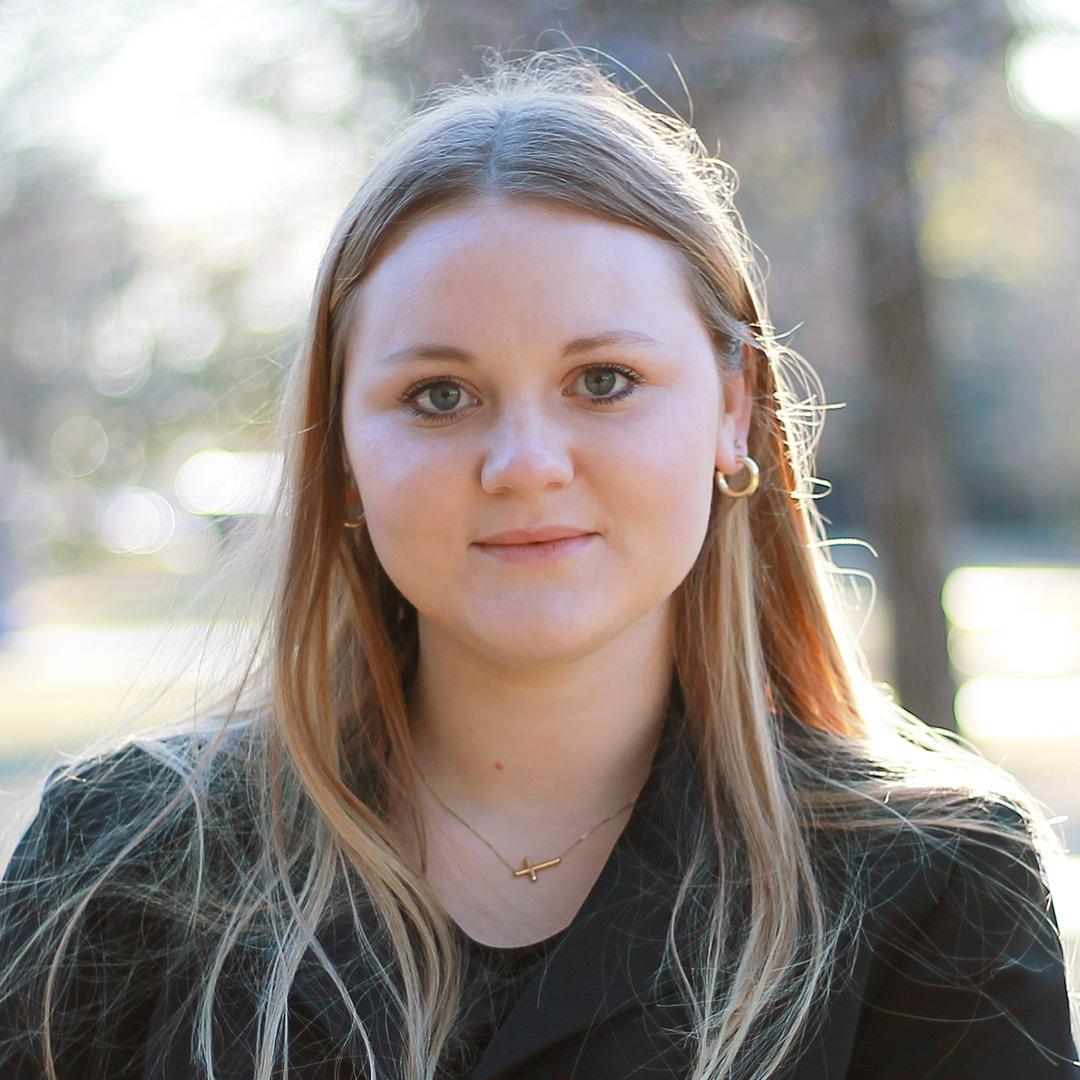Anna Goldsmith headshot
